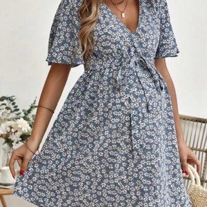 NEW Maternity Dress Size Small